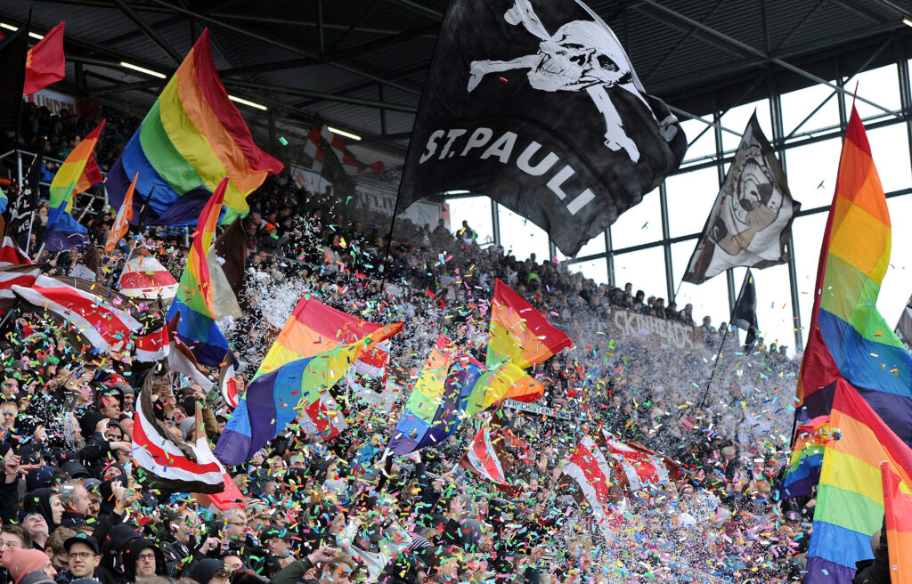 St Pauli tifo LGBT support (2016) Witters/Tim Groothius.